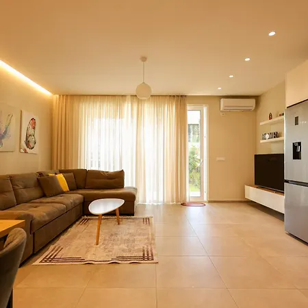 Sanpietro Vacation Dıraç