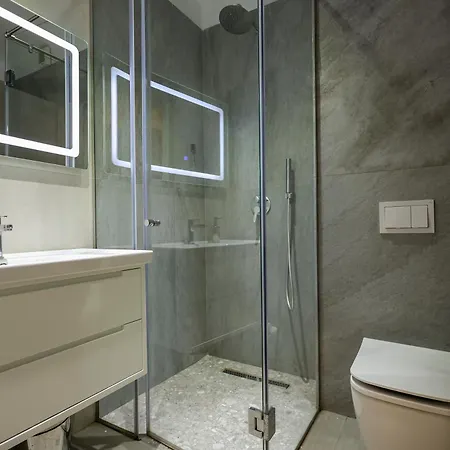 Sanpietro Vacation Daire Dıraç